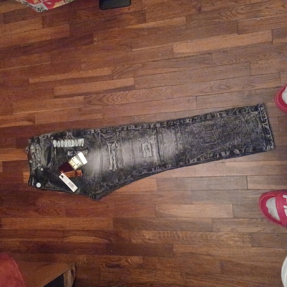 Skinny stretch pants for teens. They stretch but size 34. - Picture 3 of 11